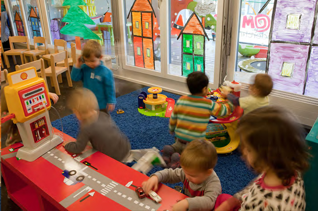 Betreuungsangebote für Kinder Stadt Baden - Kinder in Kinderkrippe